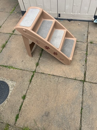 Step pet stairs with - pet,
